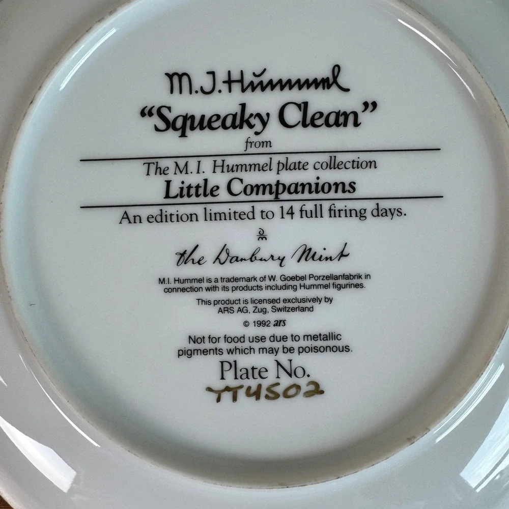 Hummel Little Companions Plate Set of 5 1992 Stormy Weather Surprise